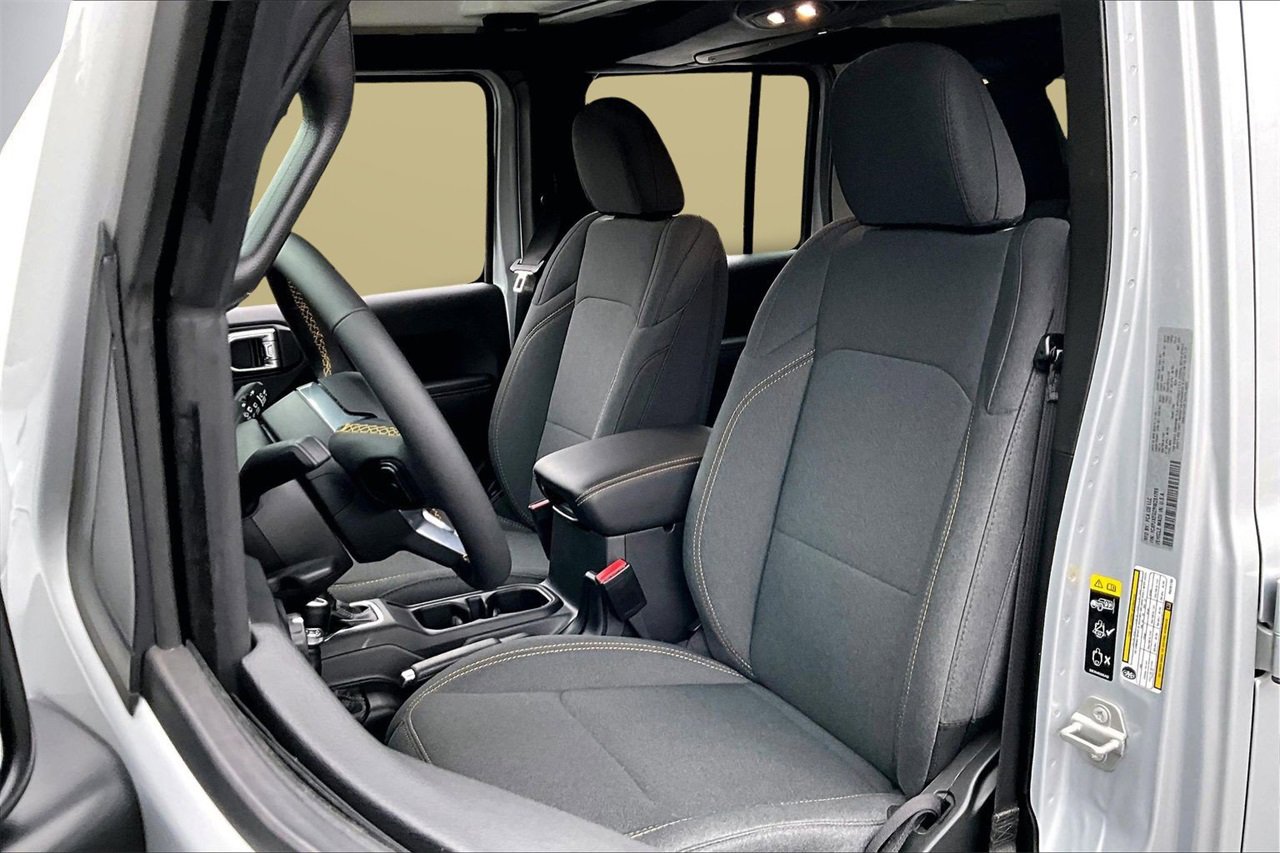 Certified 2024 Jeep Wrangler Sahara image 20