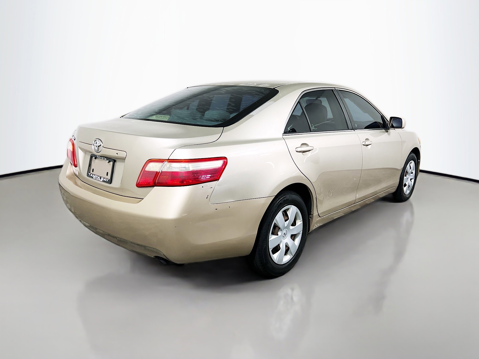 Used 2009 Toyota Camry LE image 4