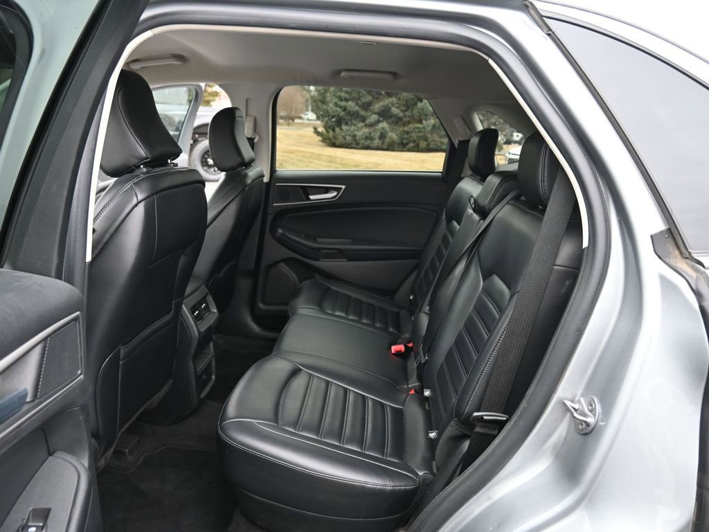 Used 2023 Ford Edge SEL image 42