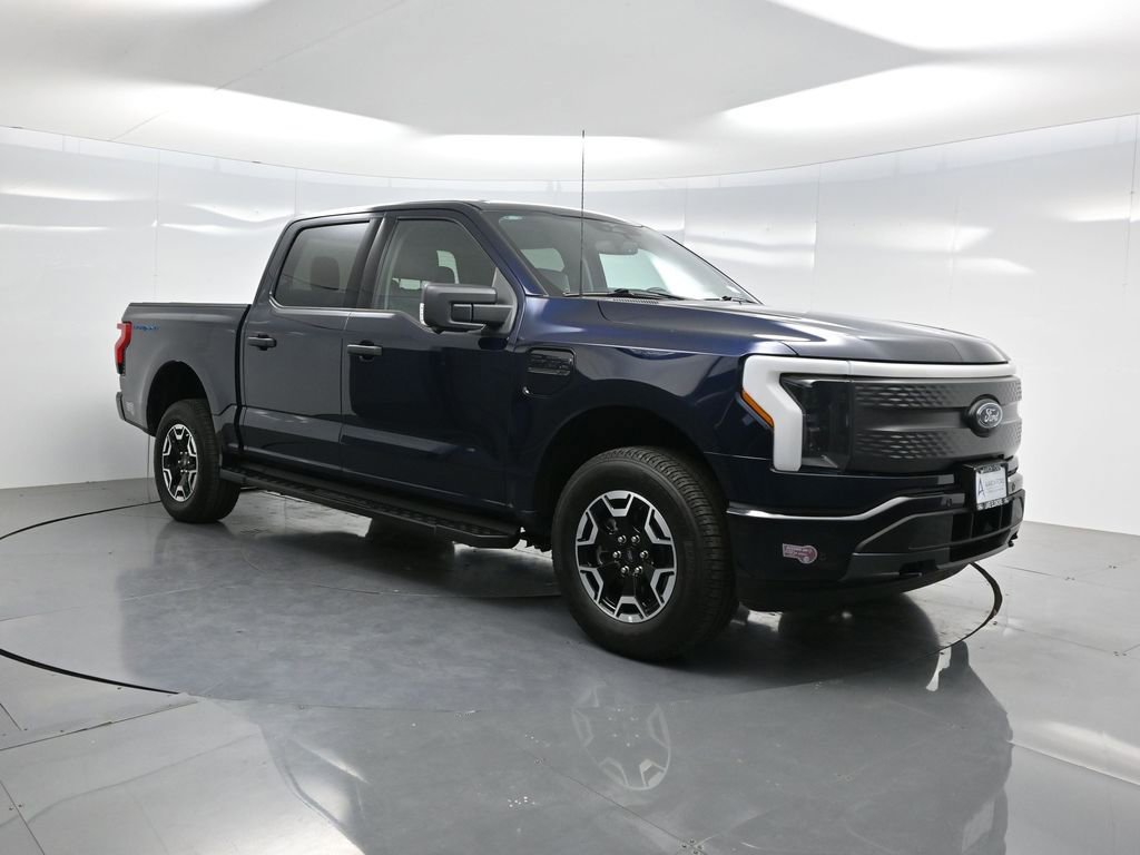 Used 2023 Ford F150 Lightning XLT AWD/4WD image 58