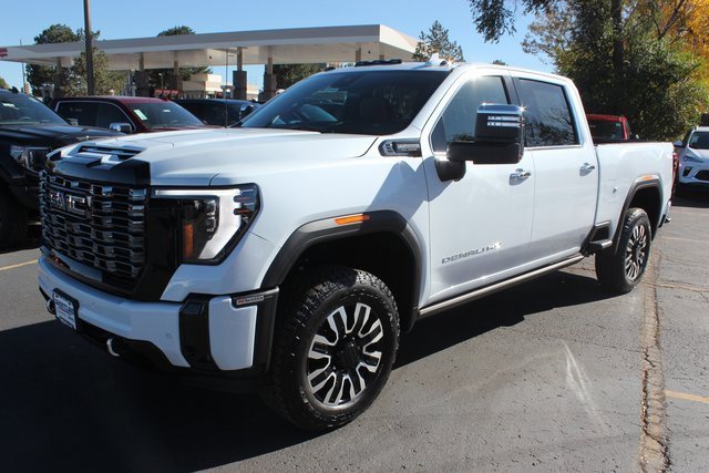 New 2026 GMC Sierra 2500 Denali Ultimate w/ Max Trailering Package image 15