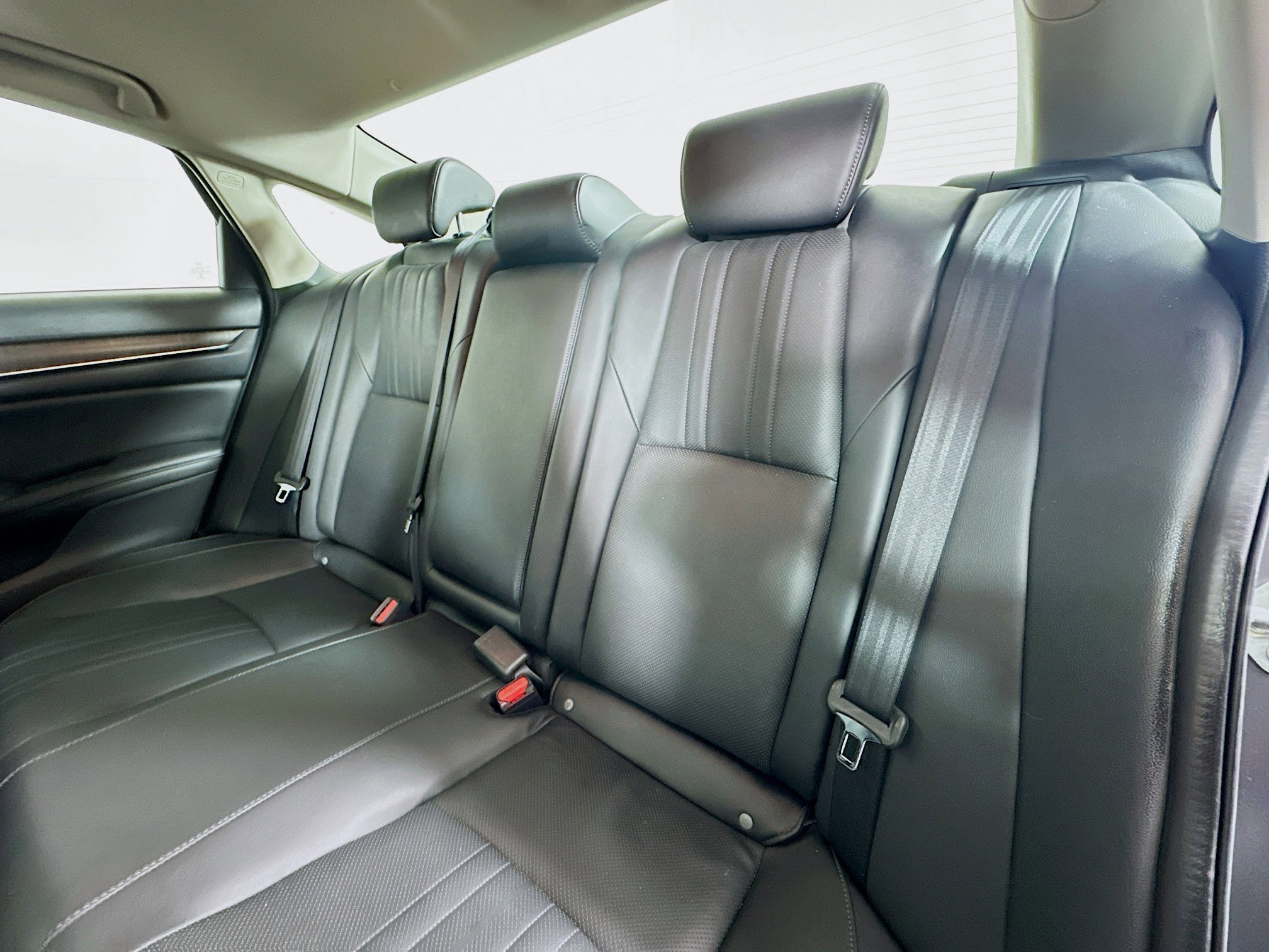 Used 2021 Honda Accord Touring image 24