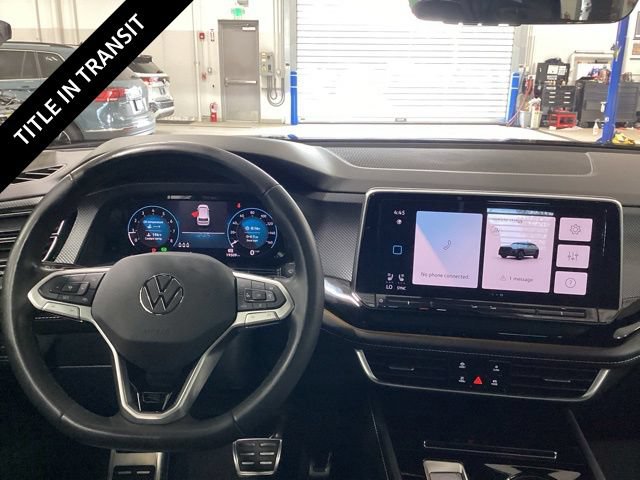 Used 2024 Volkswagen Atlas Cross Sport SEL R-Line AWD/4WD image 6