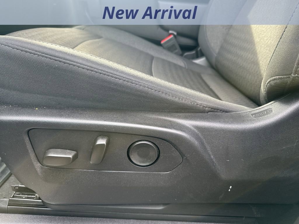 Certified 2025 Chevrolet Silverado 1500 LT image 11