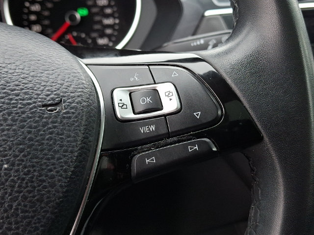 Used 2020 Volkswagen Tiguan SE AWD/4WD image 22