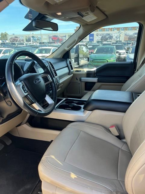 Used 2018 Ford F250 Lariat w/ Lariat Ultimate Package RWD image 10