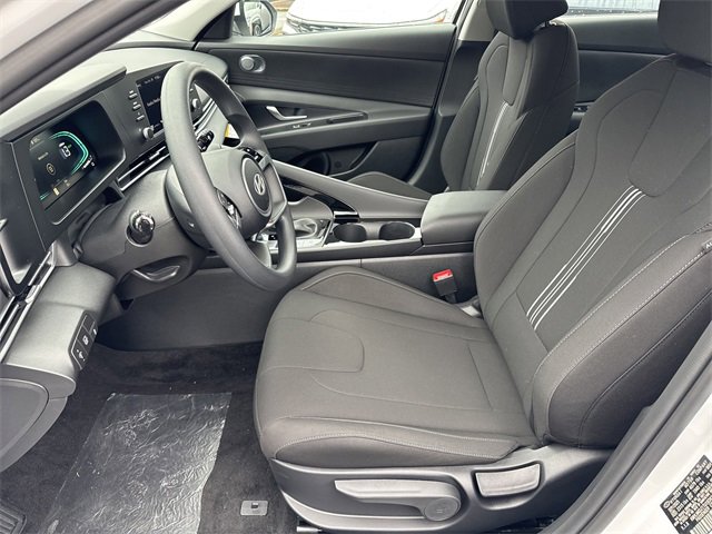 New 2026 Hyundai Elantra Blue image 9