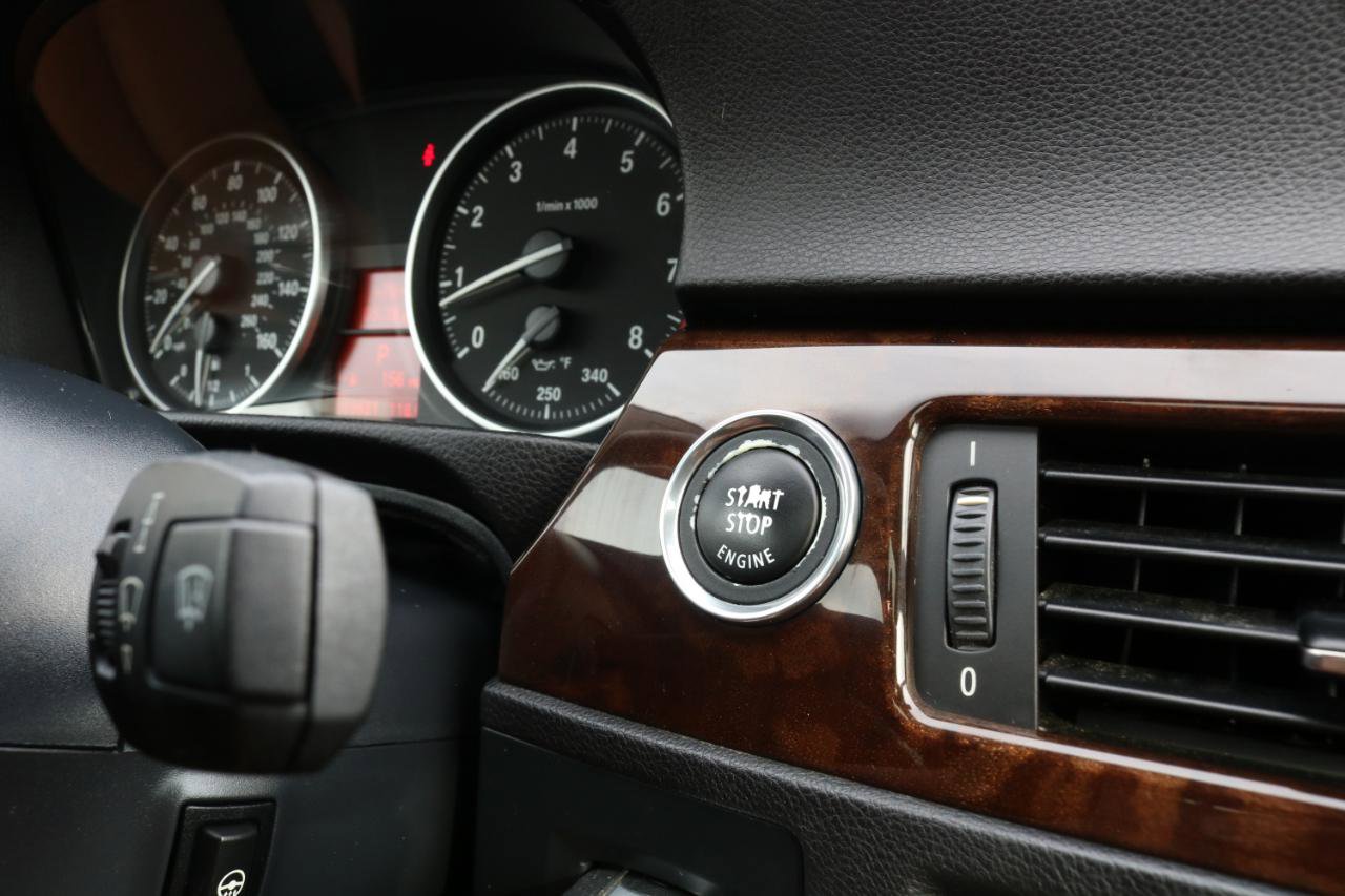 Used 2012 BMW 328i xDrive Coupe image 21