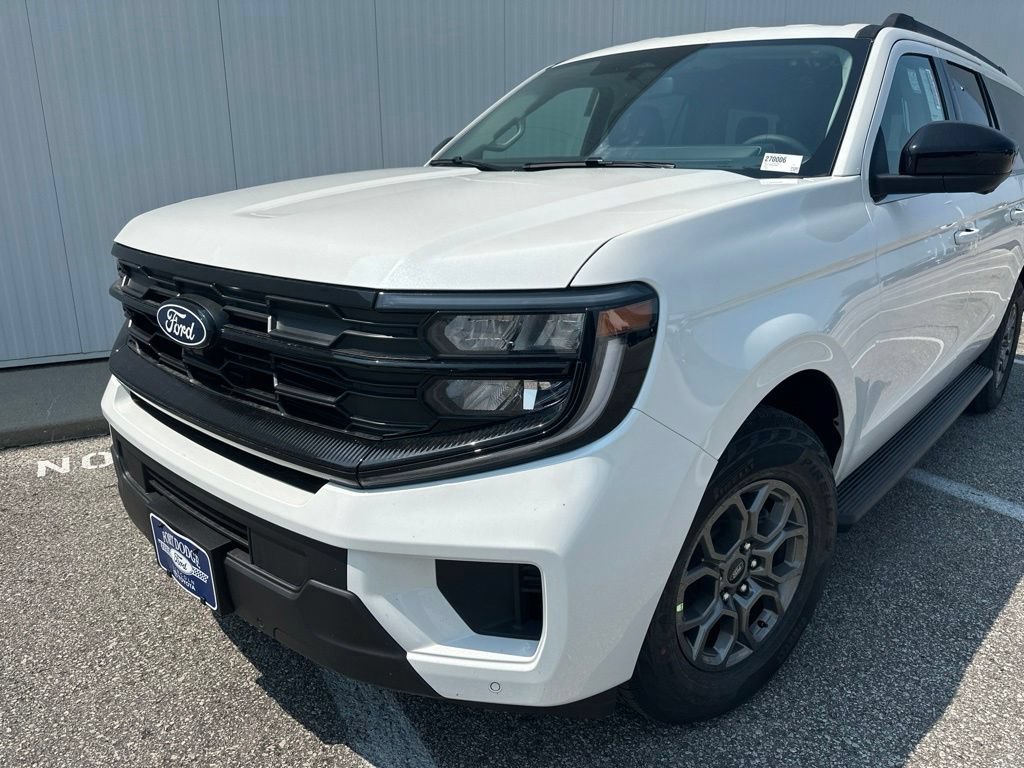 New 2027 Ford Expedition Max Active AWD/4WD image 2