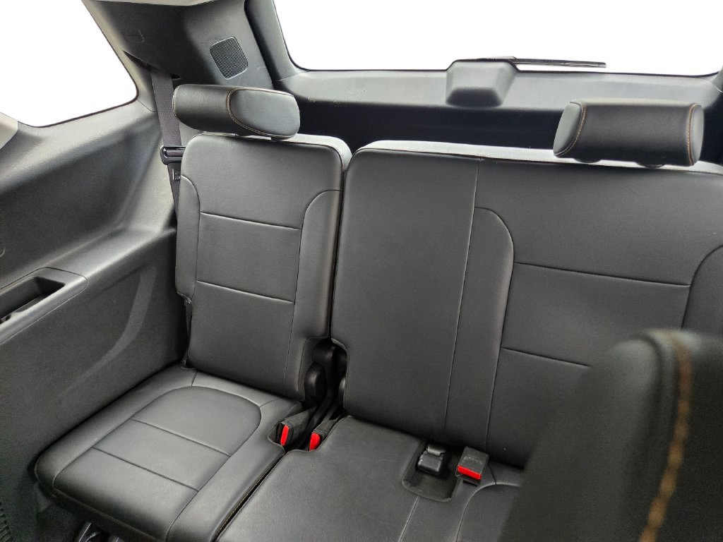 Used 2019 Chevrolet Traverse RS w/ LPO, 'HIT The Road' Package AWD/4WD image 20