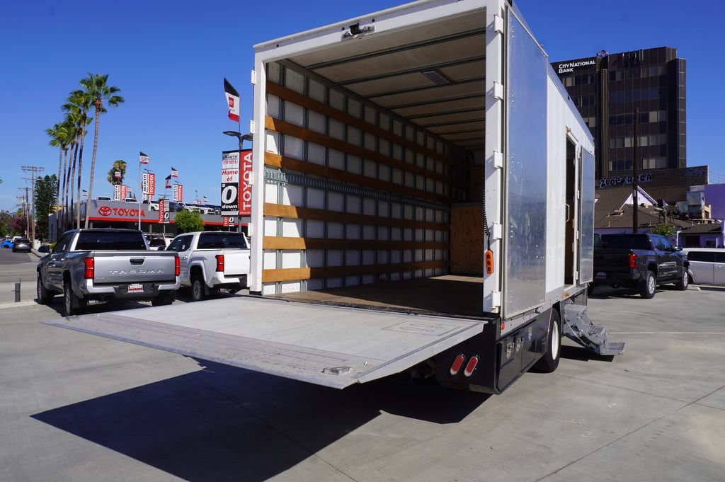 Used 2024 Ford E-450 and Econoline 450 Super Duty w/ Power Windows & Locks Group RWD image 30