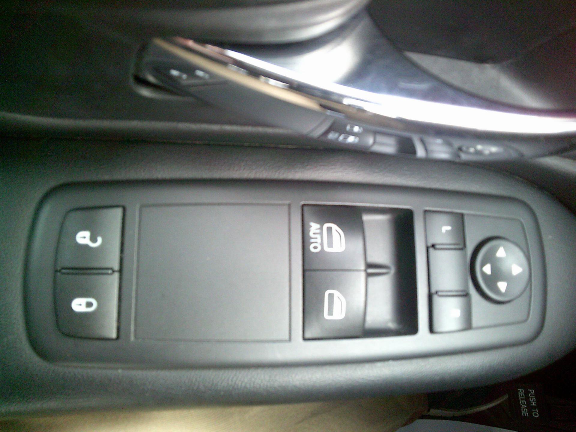 Used 2016 Dodge Grand Caravan American Value Package image 13