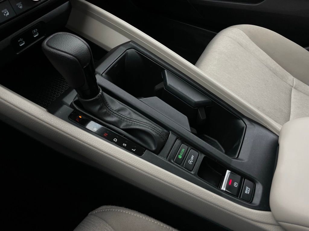 Certified 2025 Honda Accord SE image 19