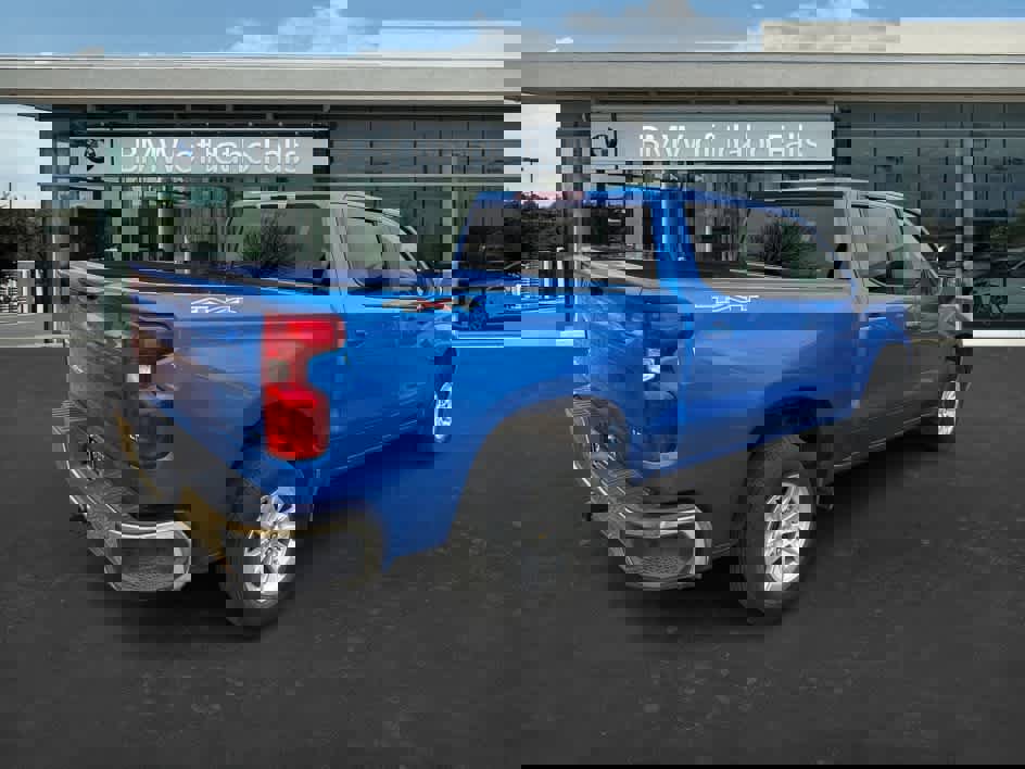 Used 2025 Chevrolet Silverado 1500 LT image 8