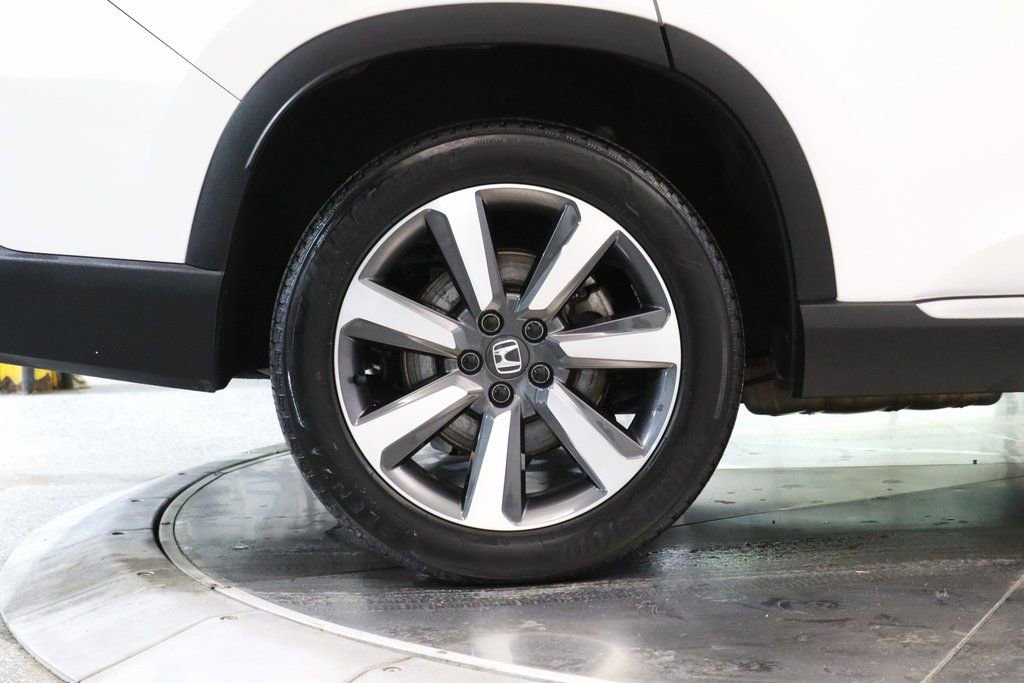 Used 2023 Honda Pilot Touring image 6