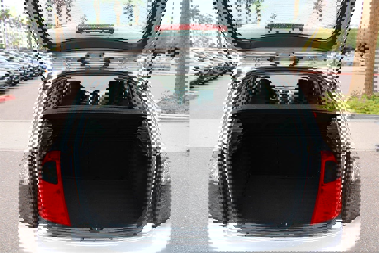 Used 2009 Kia Spectra5 SX image 11