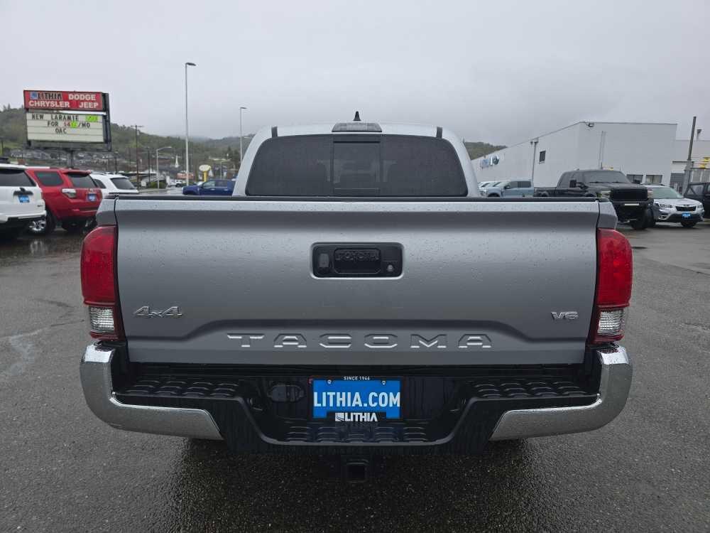 Used 2021 Toyota Tacoma SR5 image 4