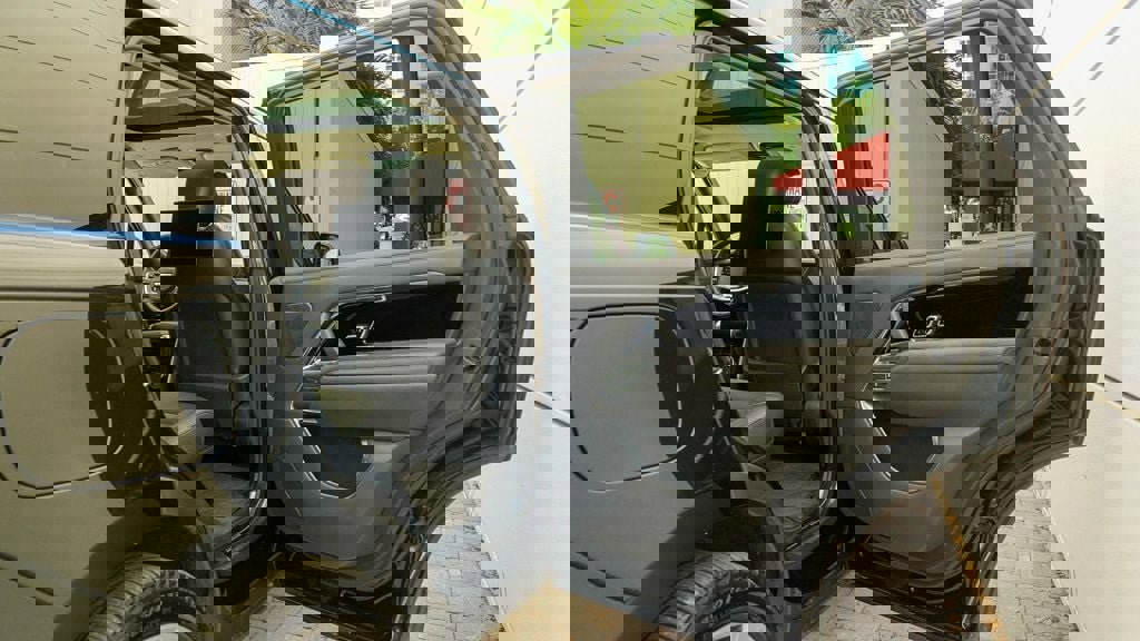 Used 2023 Land Rover Range Rover Long Wheelbase Autobiography image 88