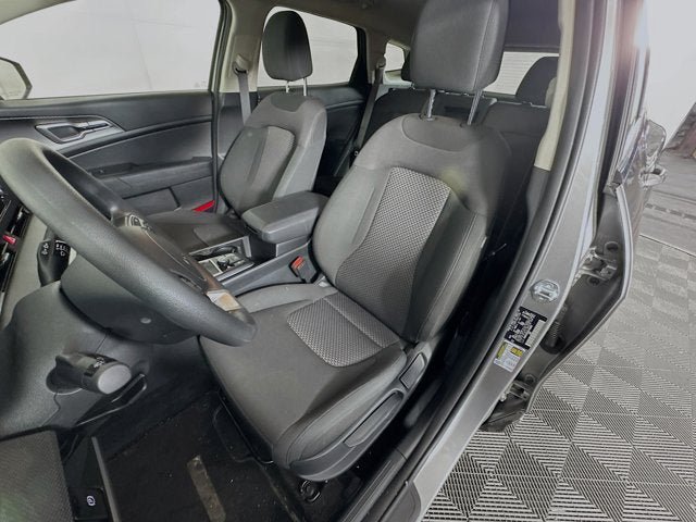 Certified 2025 Kia Sportage LX AWD/4WD image 20