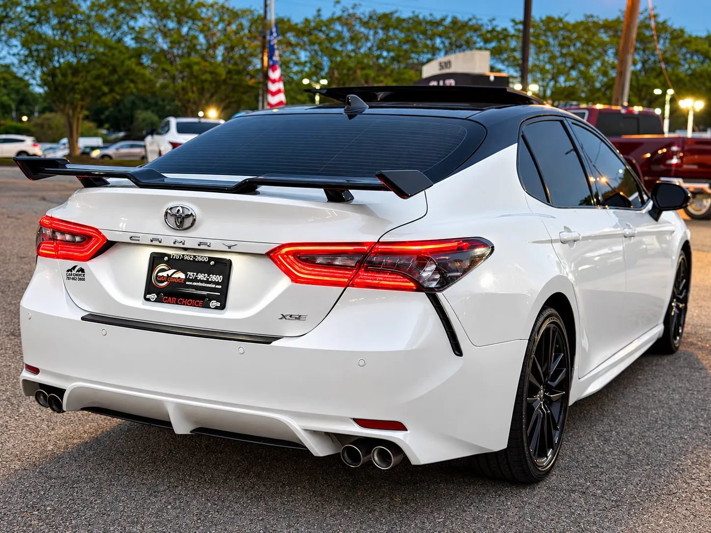 Used 2024 Toyota Camry XSE w/ Navigation Package FWD image 4