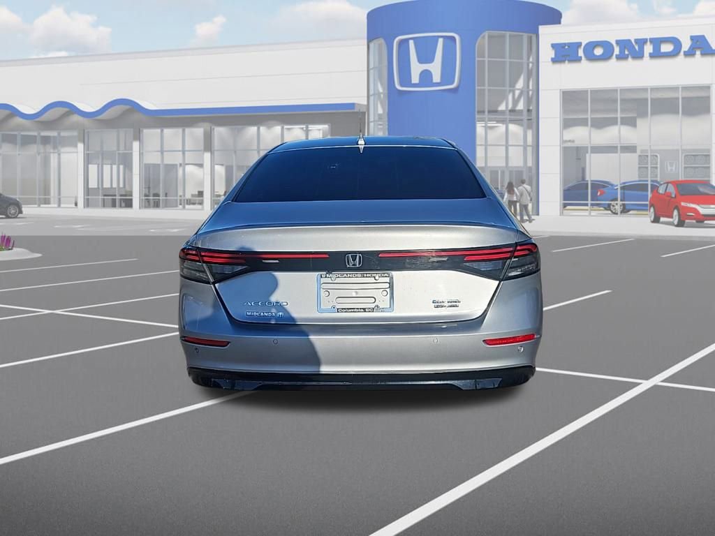 Used 2023 Honda Accord Touring image 7