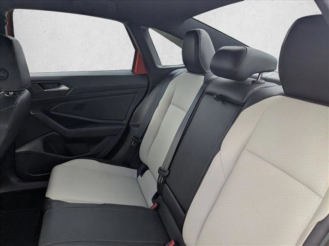 Used 2019 Volkswagen Jetta R-Line image 16