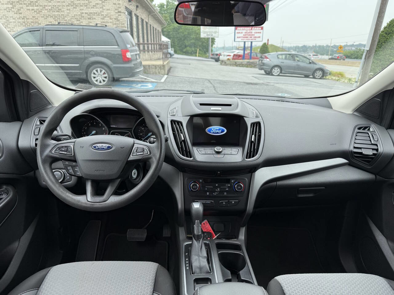 Used 2017 Ford Escape SE w/ Equipment Group 201A image 15