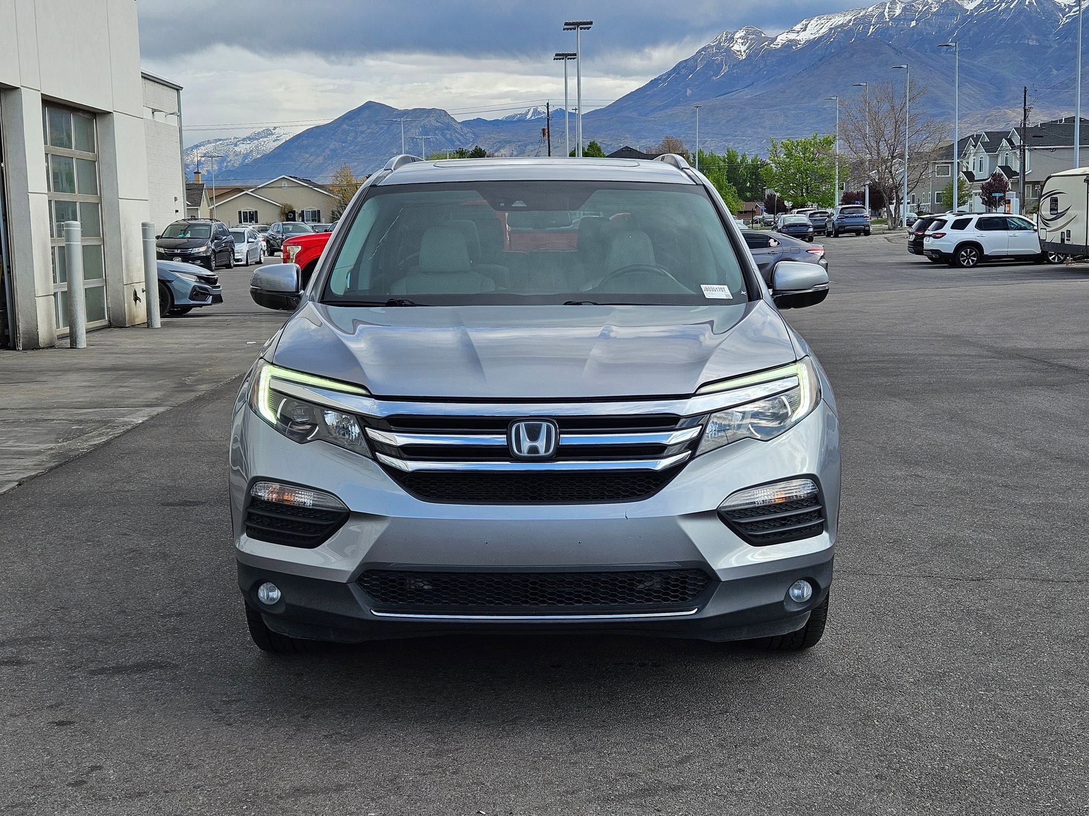 Used 2018 Honda Pilot Elite image 11