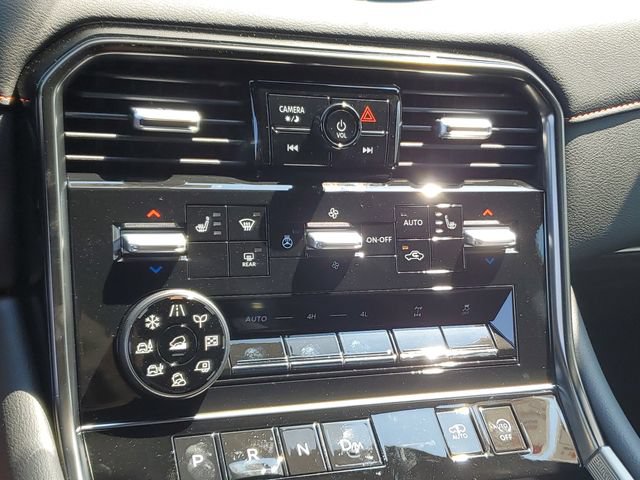 New 2026 Nissan Armada PRO-4X w/ Captain's Chari Seat Package AWD/4WD image 32