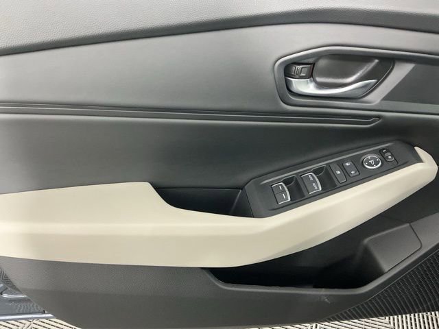 Used 2025 Honda Accord SE image 7