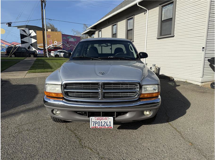 Used 2004 Dodge Dakota SLT w/ Chrome Appearance Group RWD image 2