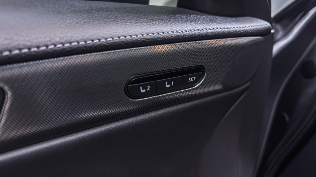 Used 2023 INFINITI QX60 Luxe w/ Cargo Package image 29