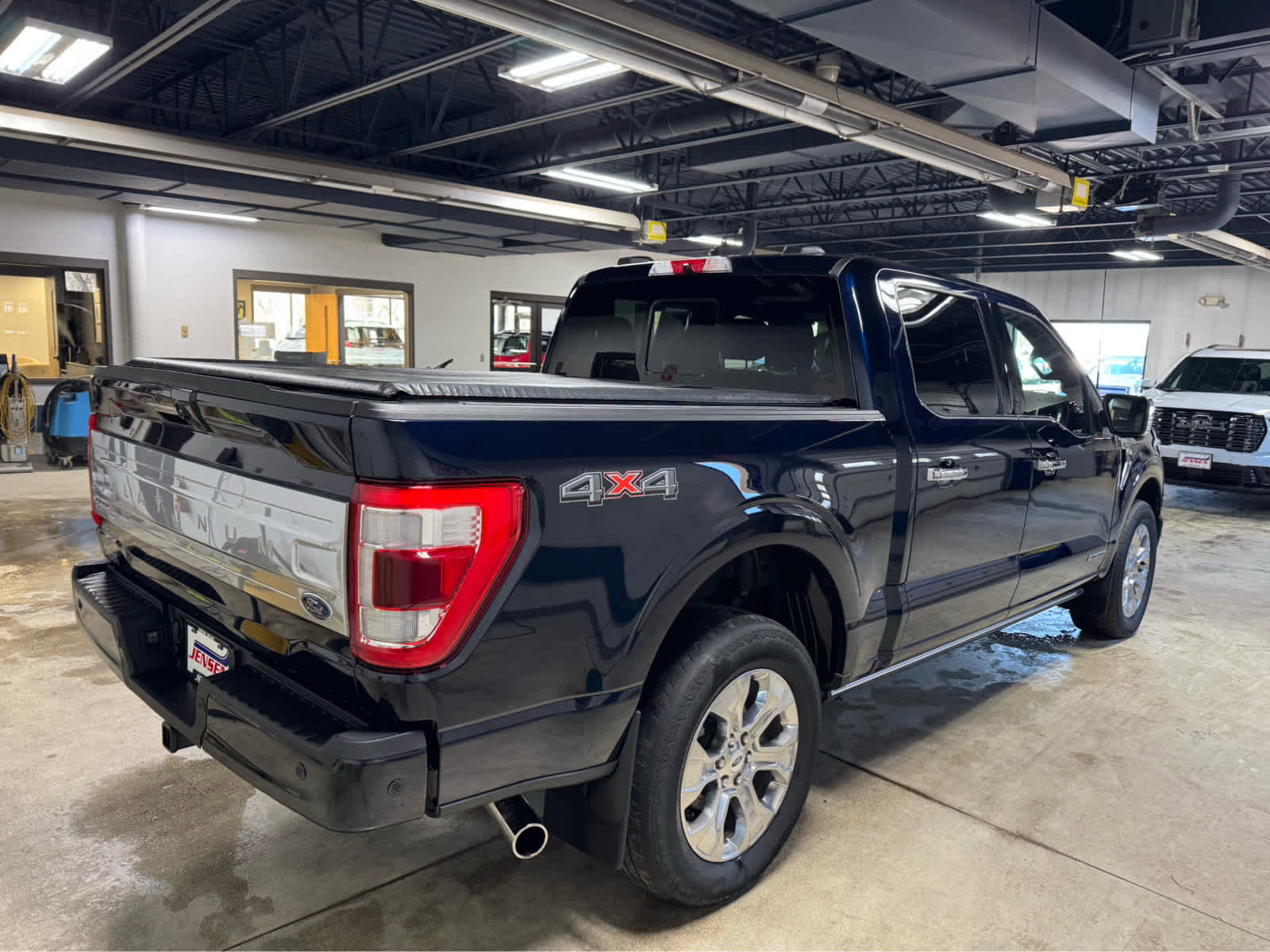 Used 2022 Ford F150 Platinum w/ Equipment Group 701A High image 4