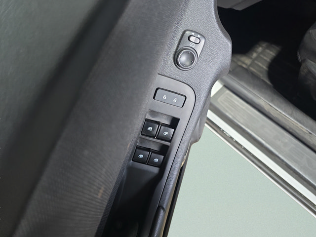 Used 2013 Chevrolet Camaro LT RWD image 9