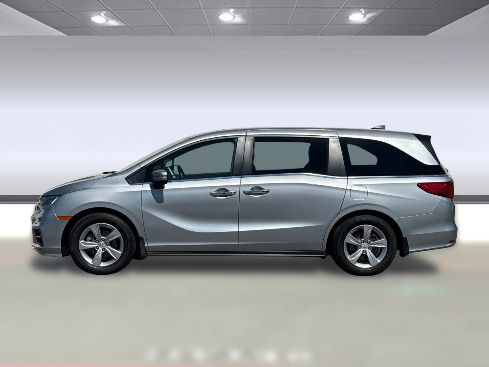Certified 2018 Honda Odyssey EX-L image 2