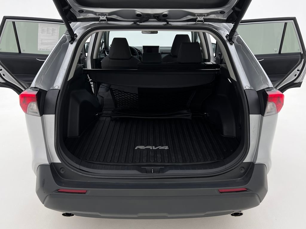 Used 2024 Toyota RAV4 XLE image 27