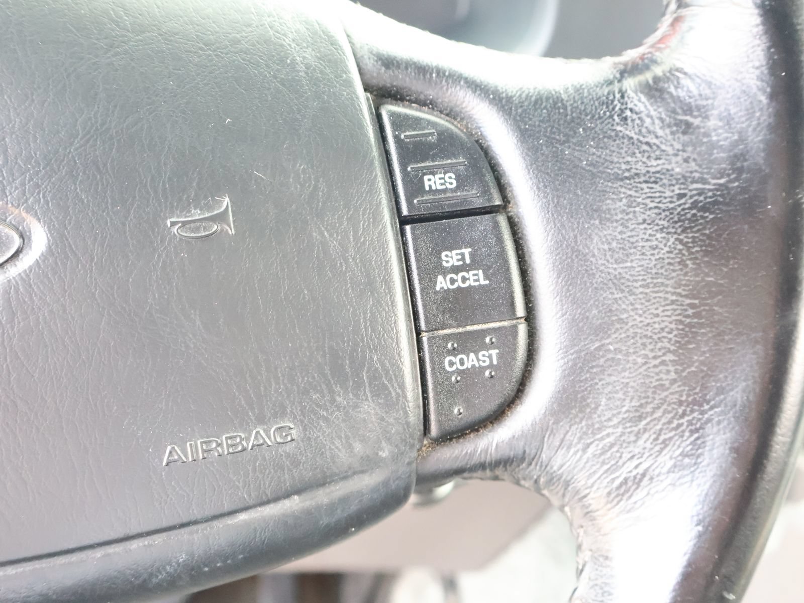 Used 2000 Ford E-150 and Econoline 150 RWD image 35