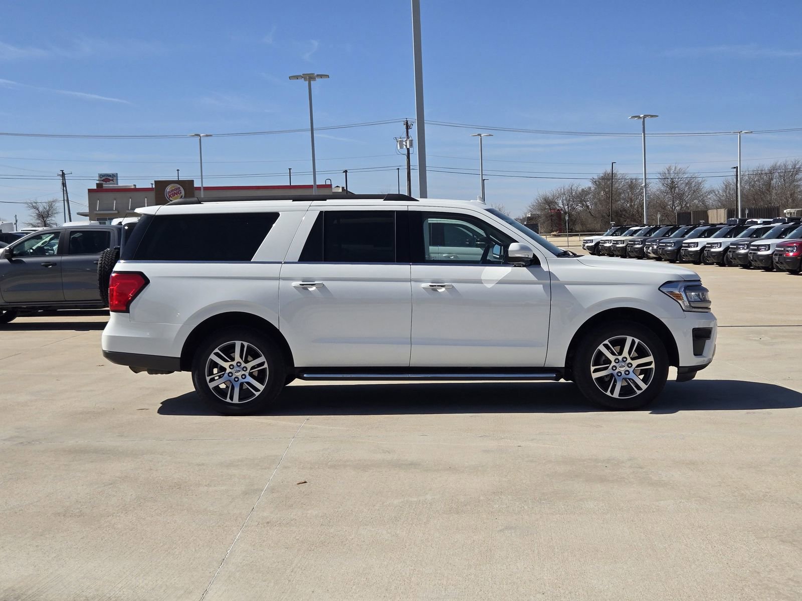 Certified 2023 Ford Expedition Max XLT image 7