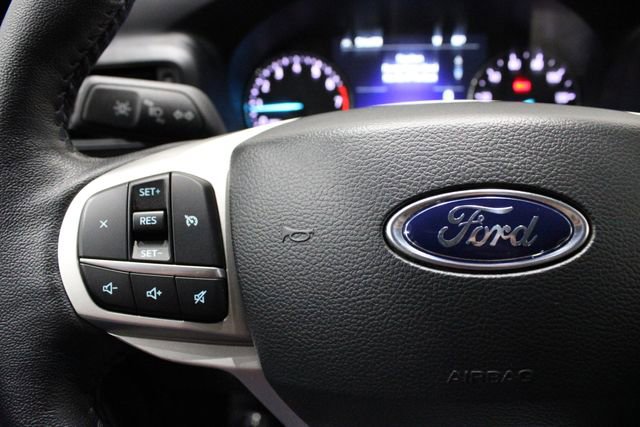 Used 2022 Ford Explorer XLT image 25
