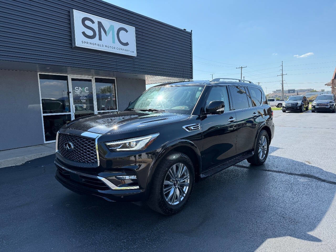 Used 2021 INFINITI QX80 Luxe image 1