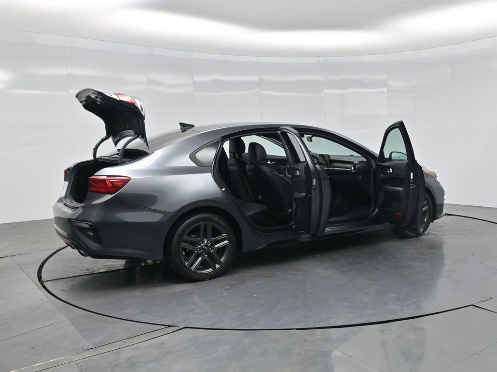Used 2021 Kia Forte GT-Line FWD image 4