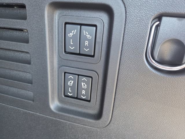 New 2026 GMC Acadia Denali w/ Super Cruise Package image 11