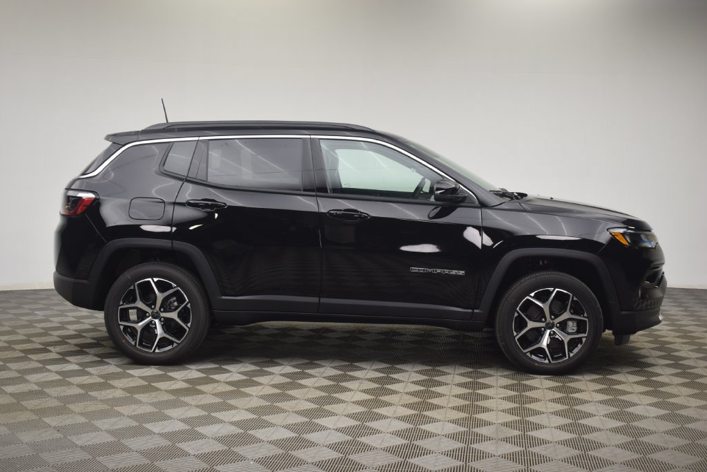 New 2026 Jeep Compass Limited AWD/4WD image 4