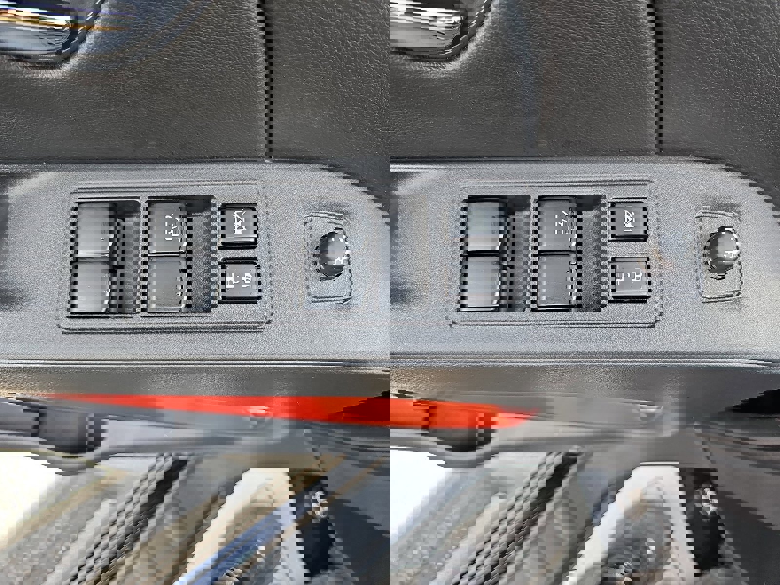 Used 2025 Nissan Frontier Pro-X w/ Pro Premium Package image 28