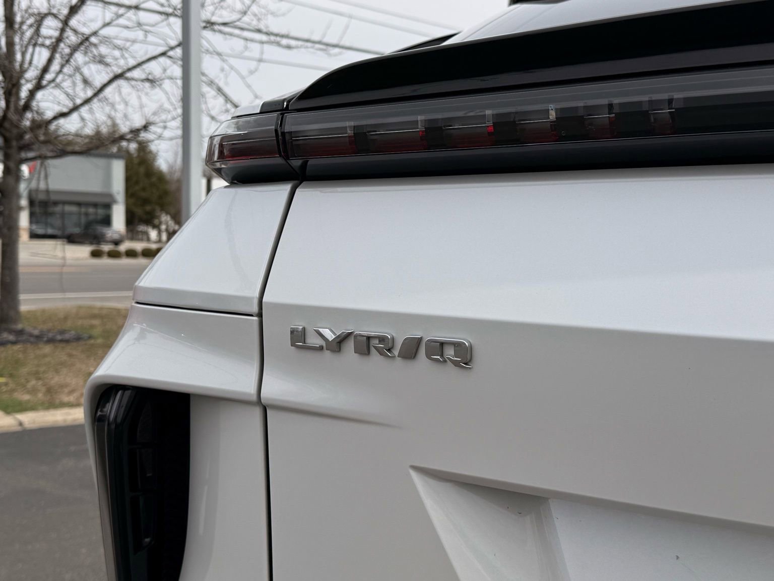 Used 2024 Cadillac Lyriq Sport image 9