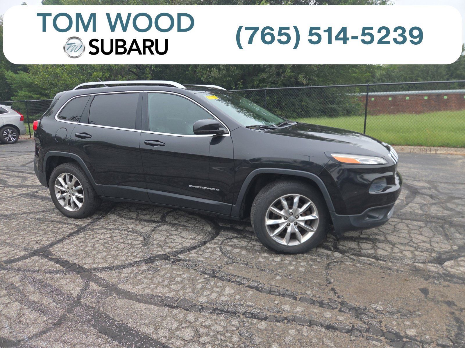 Used 2014 Jeep Cherokee Limited w/ Luxury Group AWD/4WD image 1