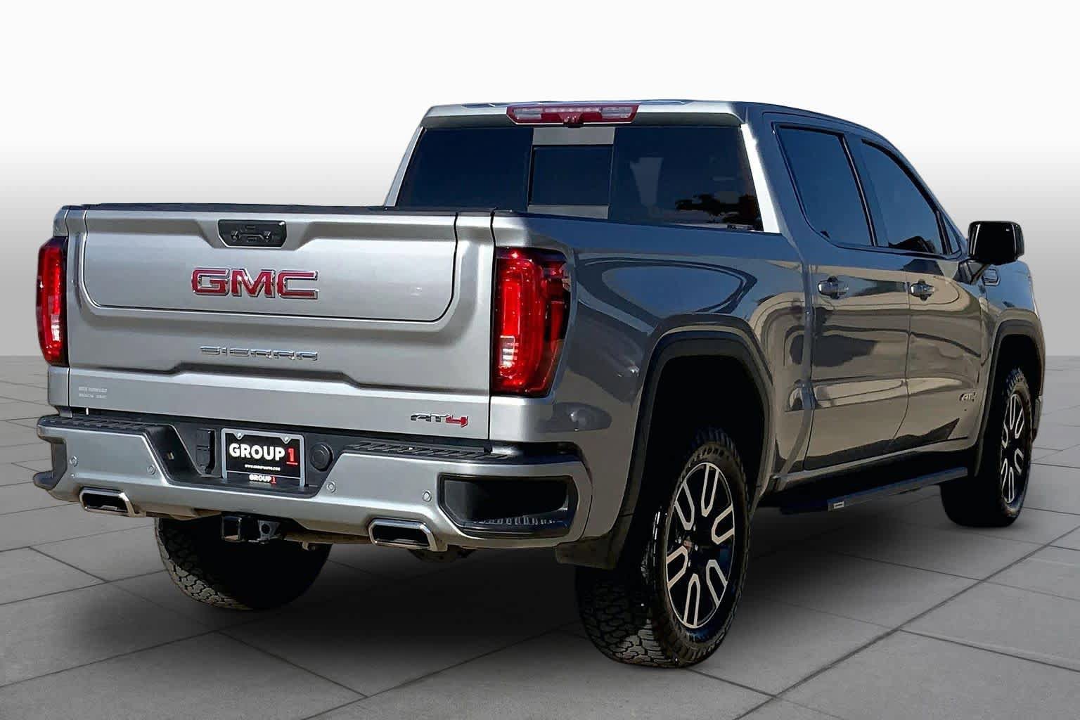Used 2023 GMC Sierra 1500 AT4 w/ Technology Package AWD/4WD image 13