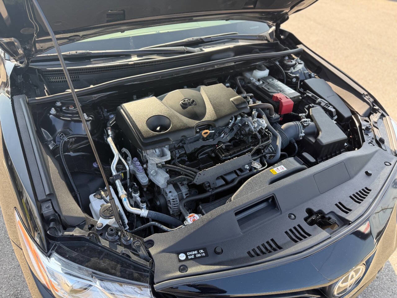 Used 2024 Toyota Camry XLE image 15