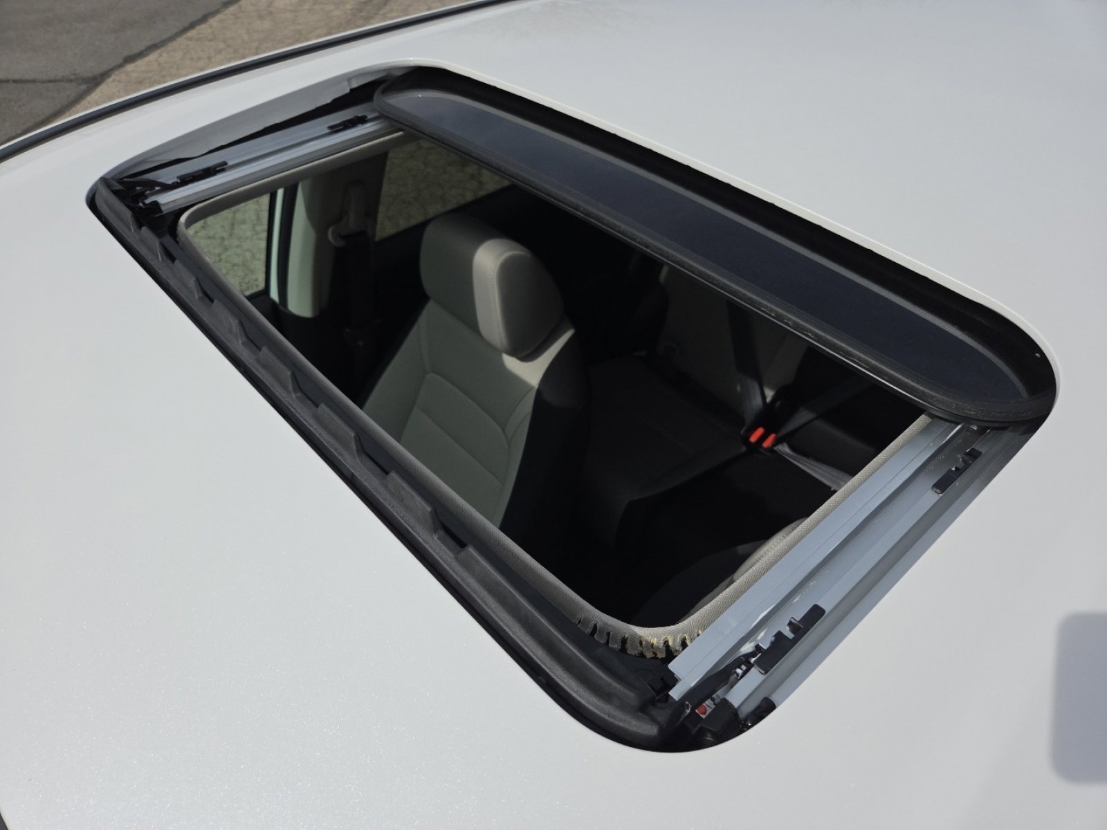 New 2026 Honda CR-V EX image 3