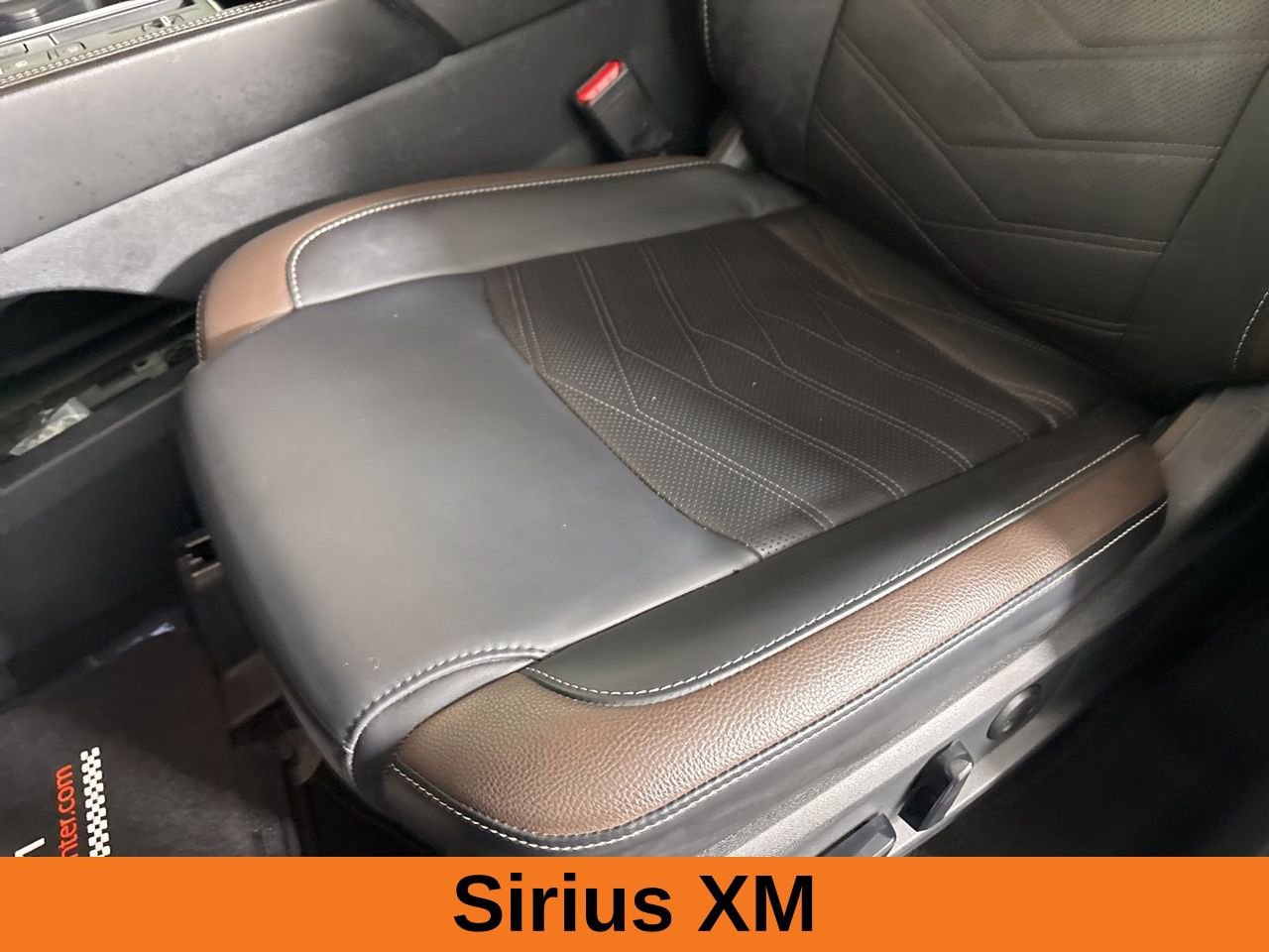 Used 2024 Nissan Pathfinder Platinum w/ Cargo Package image 14